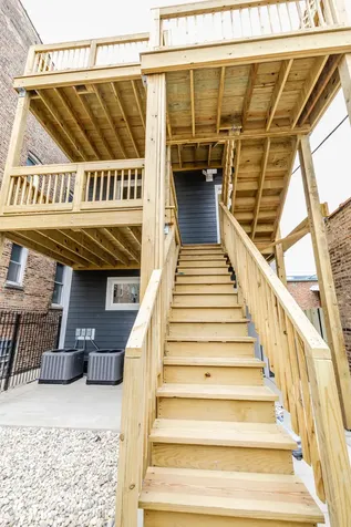 2611 West 21 Street Chicago IL 60608