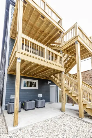 2611 West 21 Street Chicago IL 60608