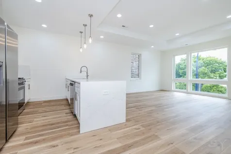 2611 West 21 Street Chicago IL 60608