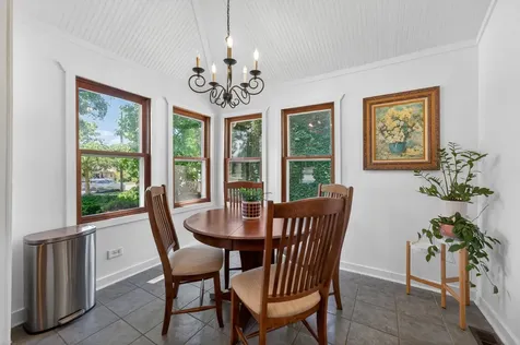 18219 Riegel Road Homewood IL 60430
