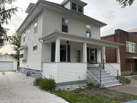 130 S 5'th Street Sheldon IL 60966