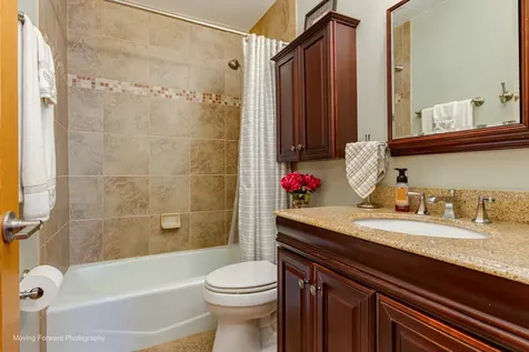 5N484 Abilene Trail Bloomingdale IL 60108