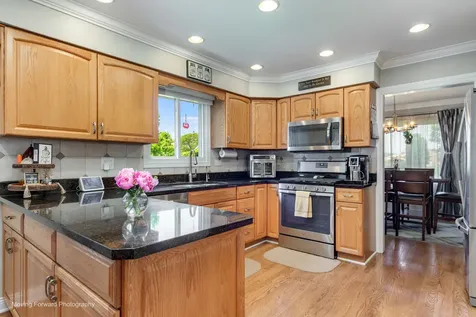 5N484 Abilene Trail Bloomingdale IL 60108