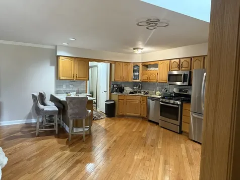 6716 West 89th Place Oak Lawn IL 60453