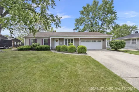 18 Cayman Drive Montgomery IL 60538
