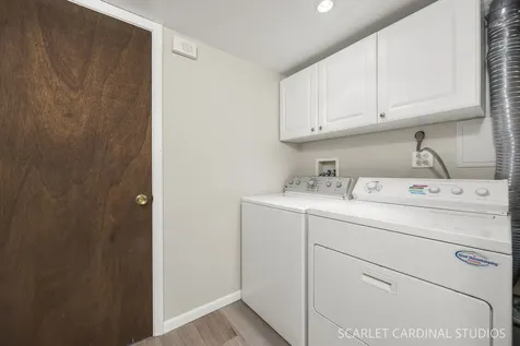 18 Cayman Drive Montgomery IL 60538