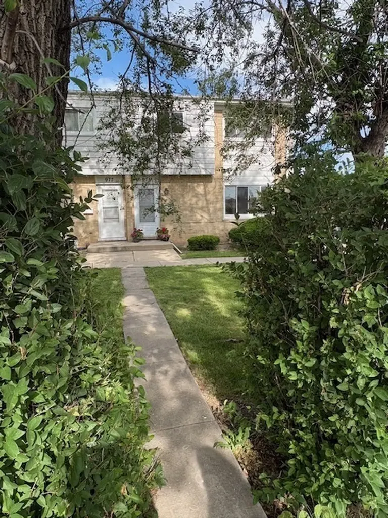 975 North York Street Elmhurst IL 60126