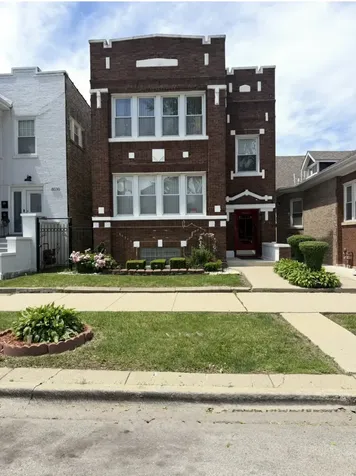 8026 South Aberdeen Street Chicago IL 60620