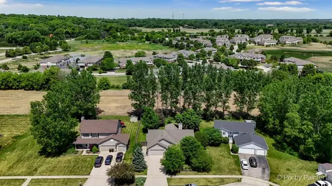 5928 Bluegrass Trail Mchenry IL 60050