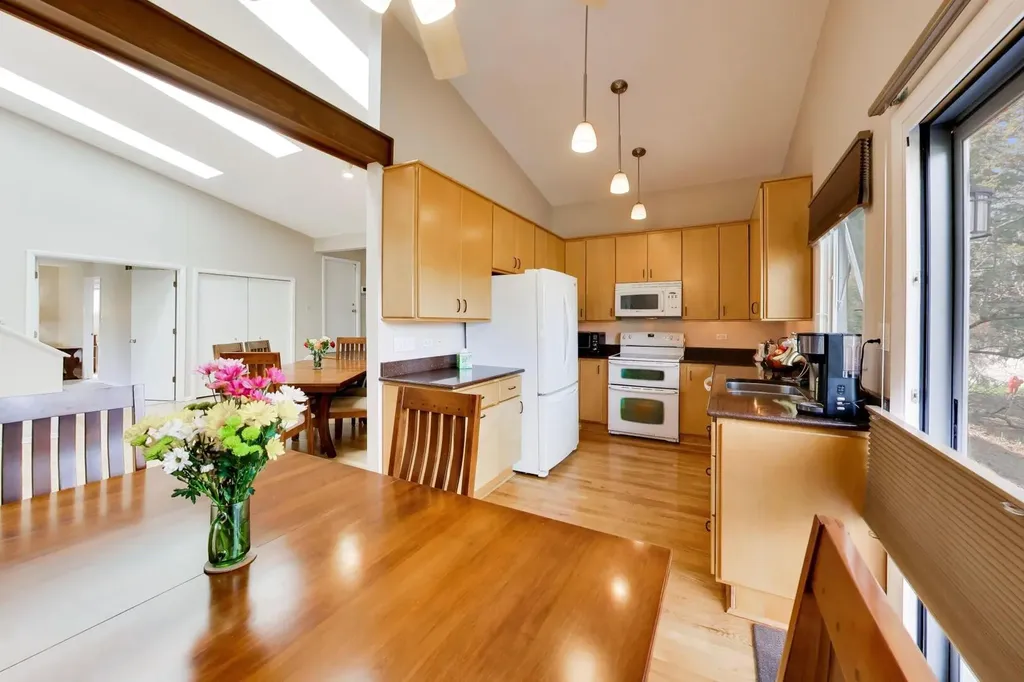 6501 Raintree Court Lisle IL 60532