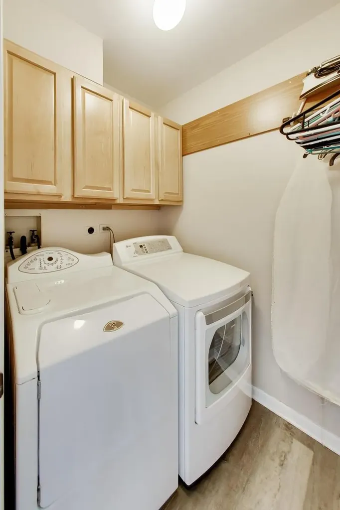 6501 Raintree Court Lisle IL 60532