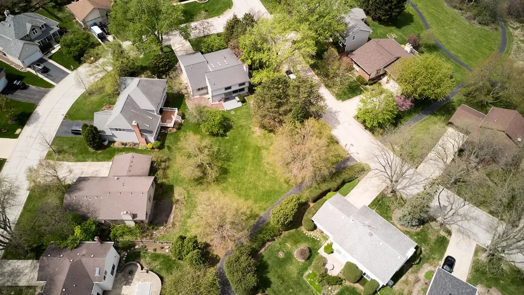 6501 Raintree Court Lisle IL 60532