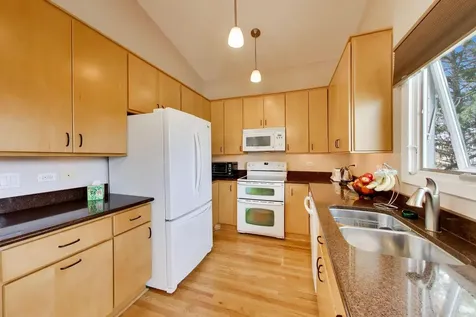 6501 Raintree Court Lisle IL 60532