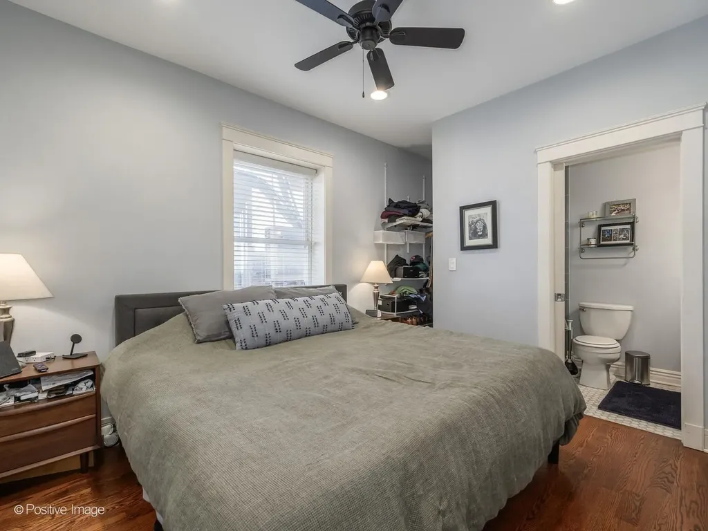 4421 North Troy Street Chicago IL 60625