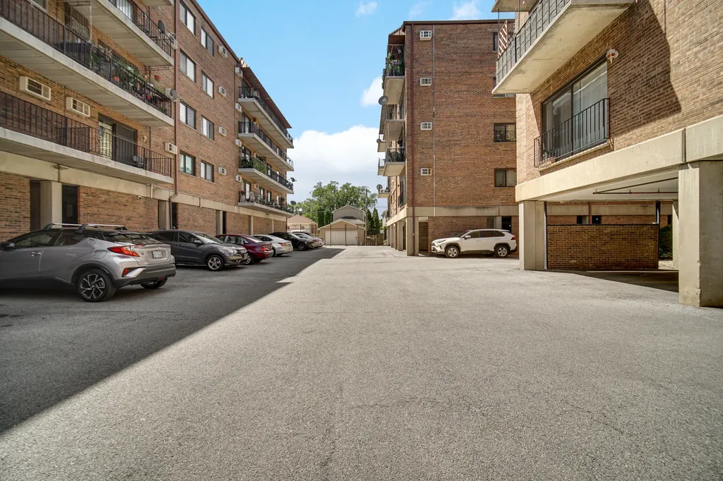 2325 North Neva Avenue Chicago IL 60707