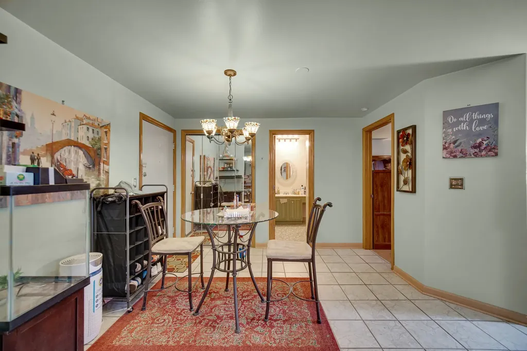 2325 North Neva Avenue Chicago IL 60707