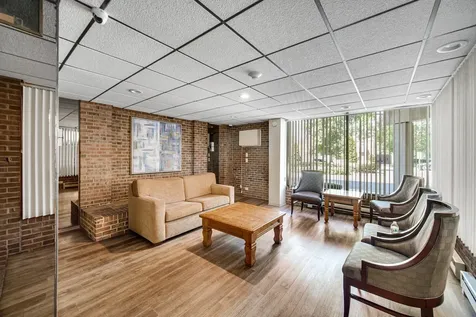 2325 North Neva Avenue Chicago IL 60707