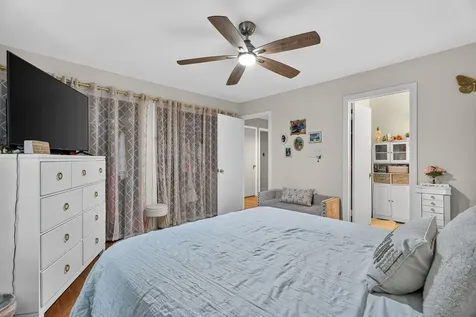 812 Elm Street Flossmoor IL 60422