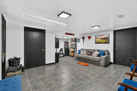 812 Elm Street Flossmoor IL 60422