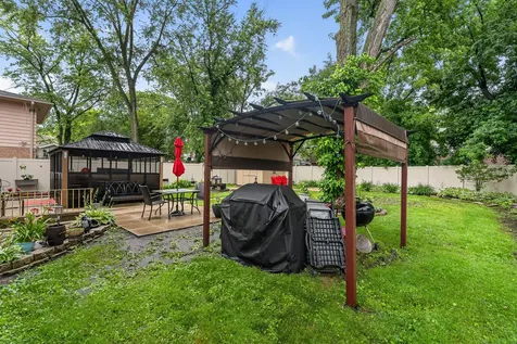 812 Elm Street Flossmoor IL 60422