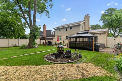 812 Elm Street Flossmoor IL 60422