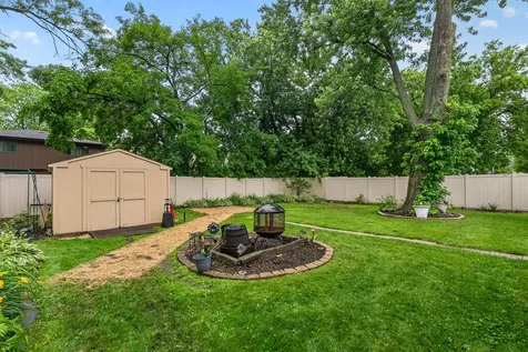 812 Elm Street Flossmoor IL 60422