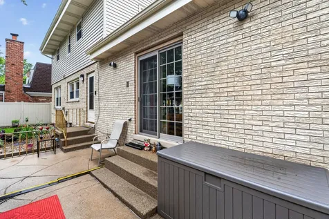 812 Elm Street Flossmoor IL 60422