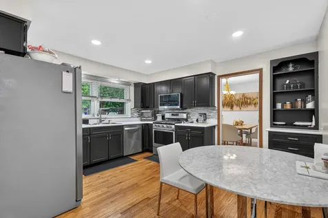 812 Elm Street Flossmoor IL 60422