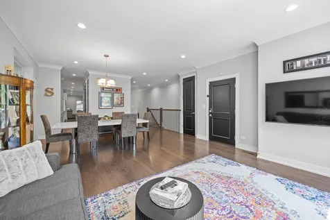 2743 North Ashland Avenue Chicago IL 60614