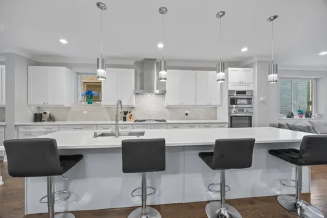 2743 North Ashland Avenue Chicago IL 60614