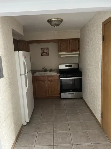 8739 Roberts Road Hickory Hills IL 60457