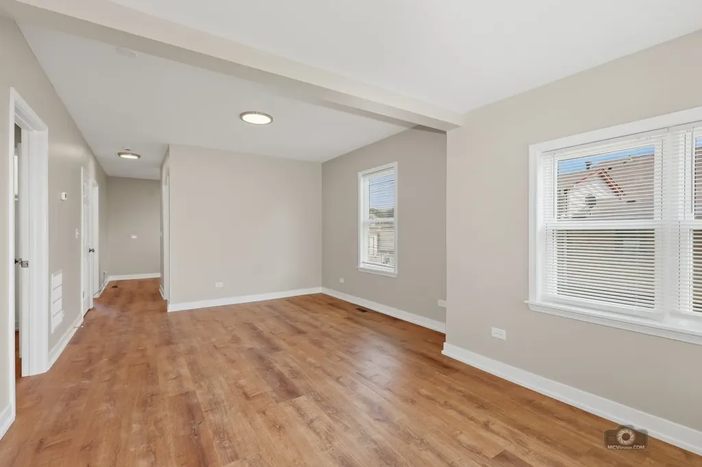 8721 South Constance Avenue Chicago IL 60617