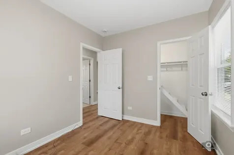 8721 South Constance Avenue Chicago IL 60617
