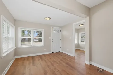 8721 South Constance Avenue Chicago IL 60617
