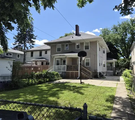 6437 33RD Street Berwyn IL 60402