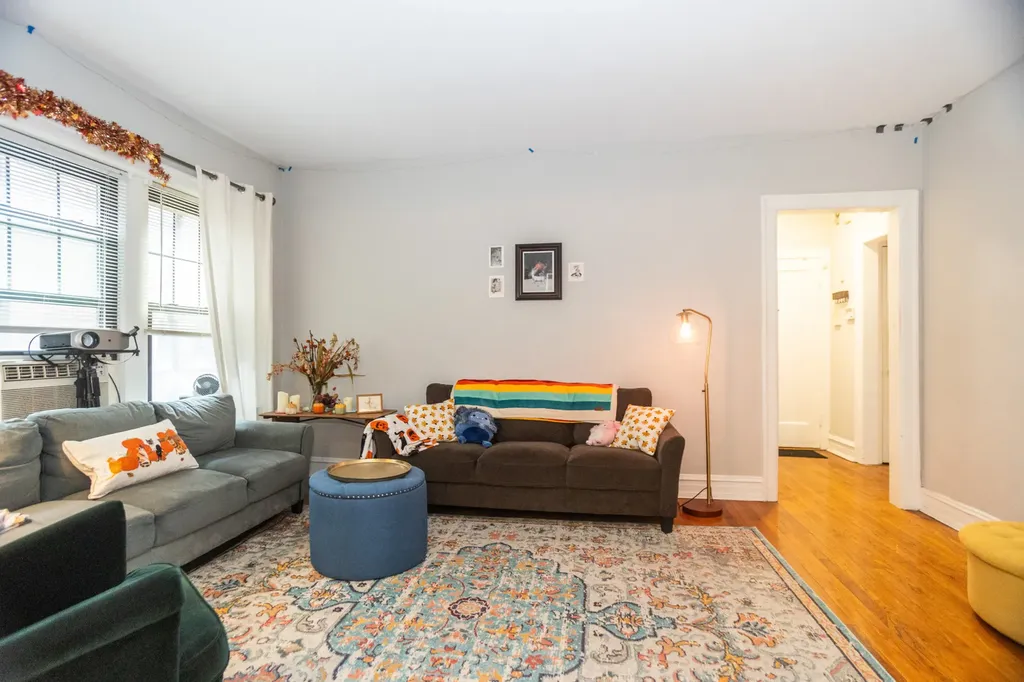 5457 South Ingleside Avenue Chicago IL 60615
