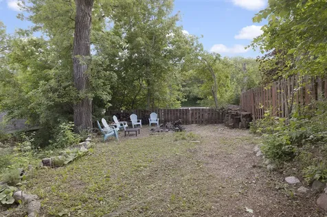 8717 Gardner Road Fox River Grove IL 60021
