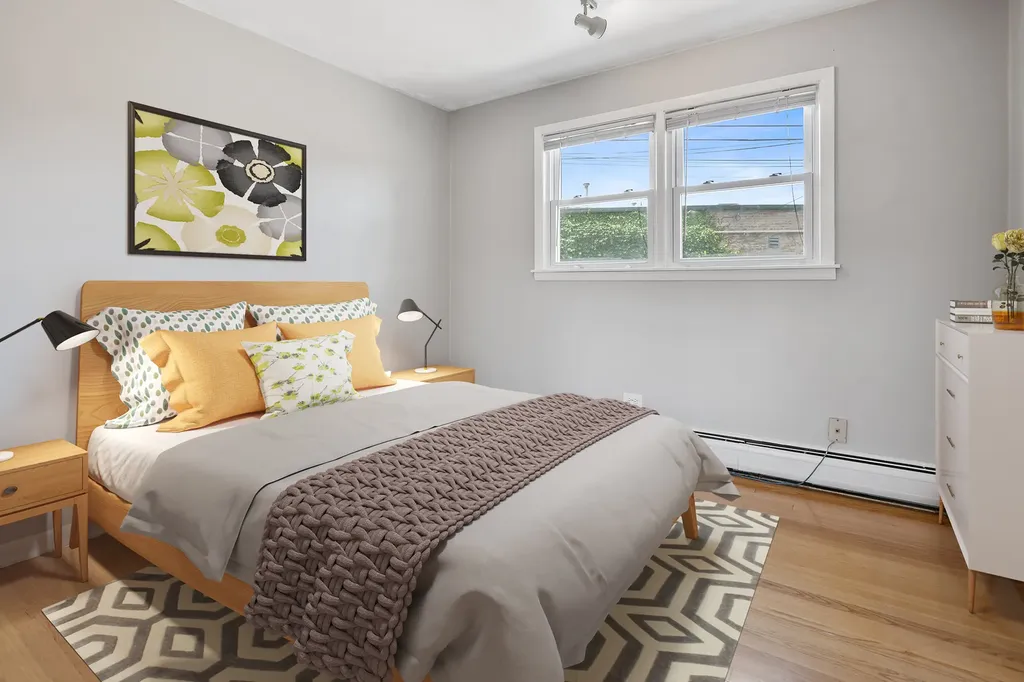 4912 West Berteau Avenue Chicago IL 60641