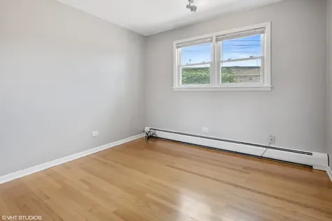 4912 West Berteau Avenue Chicago IL 60641