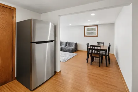 4912 West Berteau Avenue Chicago IL 60641