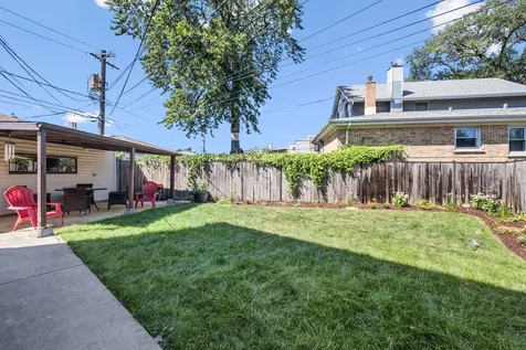 4912 West Berteau Avenue Chicago IL 60641