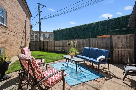 4912 West Berteau Avenue Chicago IL 60641
