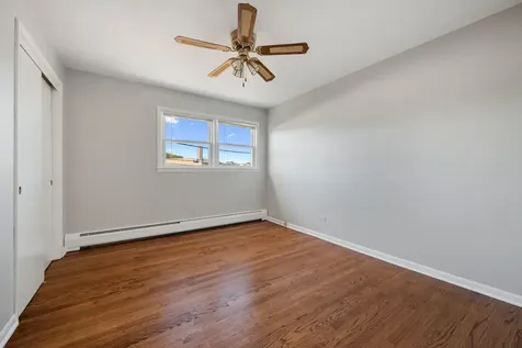 4912 West Berteau Avenue Chicago IL 60641