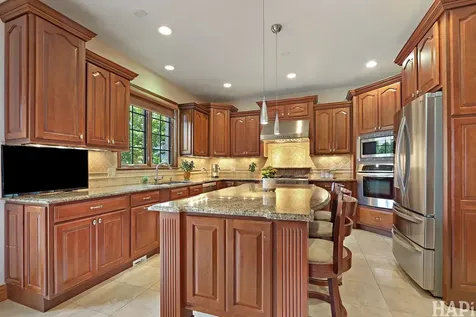 4842 North Vine Avenue Norridge IL 60706