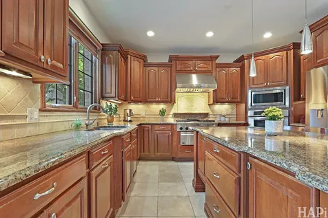 4842 North Vine Avenue Norridge IL 60706