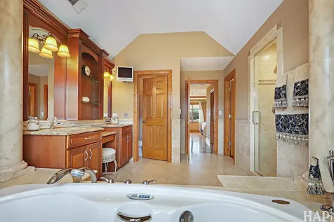 4842 North Vine Avenue Norridge IL 60706