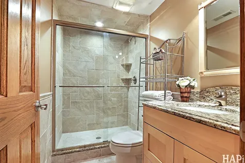 4842 North Vine Avenue Norridge IL 60706