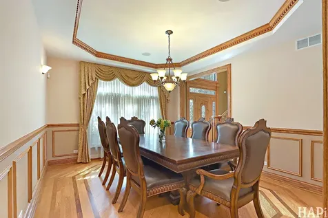4842 North Vine Avenue Norridge IL 60706