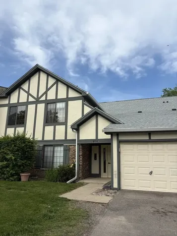 1952 North Hidden Creek Circle Palatine IL 60074