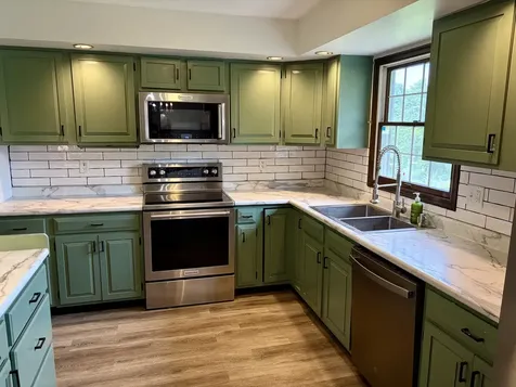 8819 Oak Drive Clinton IL 61727